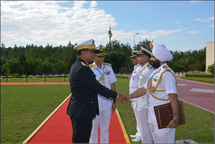 Admiral Sunil Lanba, PVSM, AVSM, ADC, Chief of the Naval Staff visits Myanmar 01 to 04 November 2016