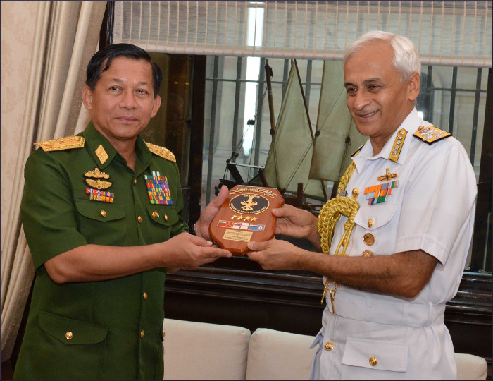 म्यांमार संघ गणराज्य की मुख्य रक्षा सेवाओं में कमांडर सीनियर जनरल मिन ऑंगहॉलिंग की भारत की यात्रा