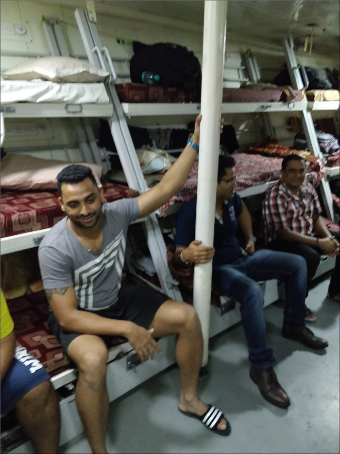INS Bangaram & INS Battimalv Ferry Stranded Tourists from Havelock