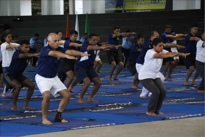 भारतीय नौसेना अकादमी में चौथा अंतर्राष्ट्रीय योगा दिवस मनाया गया