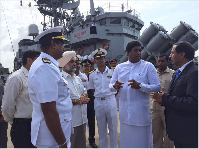 श्रीलंका के बाढ़ राहत अभियान में भारतीय नौसेना का सहयोग - आईएनएस किर्च