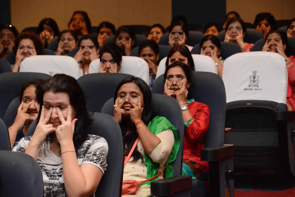 Navy wives hold special workshop on Facial Yoga