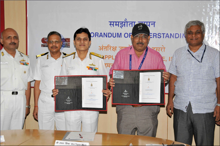 Indian Navy and Space Application Centre, Ahmedabad Sign Memorandum of Understanding