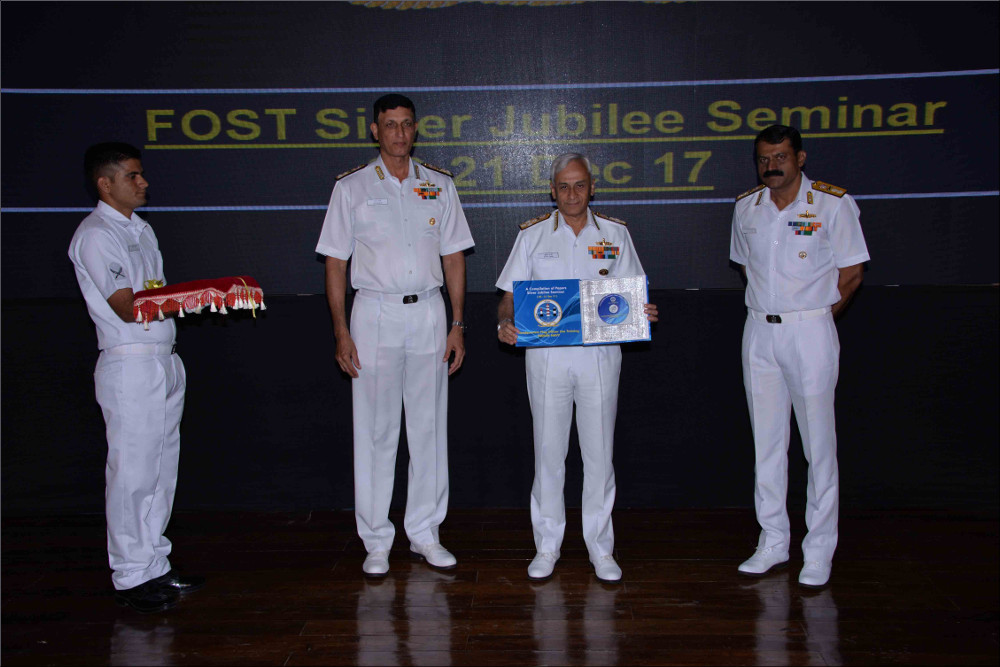नौसेना बेस, कोच्चि में रजत जयंती संगोष्ठी