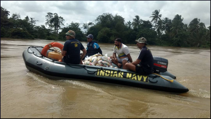 श्रीलंका के बाढ़ राहत अभियान में भारतीय नौसेना का सहयोग - आईएनएस किर्च