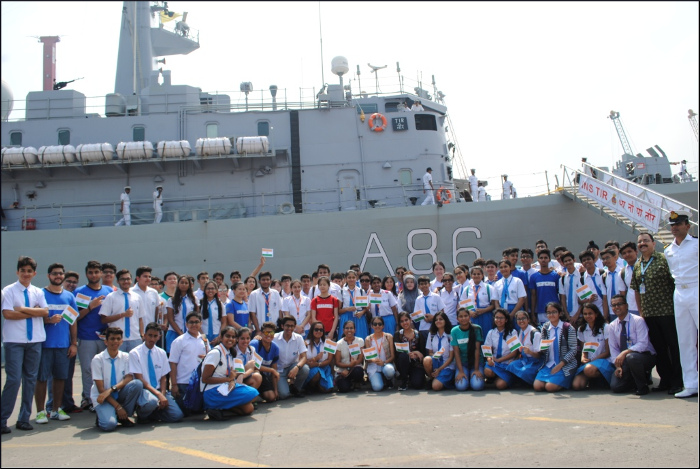 1 टीएस जहाज जकार्ता, इंडोनेशिया की यात्रा पर