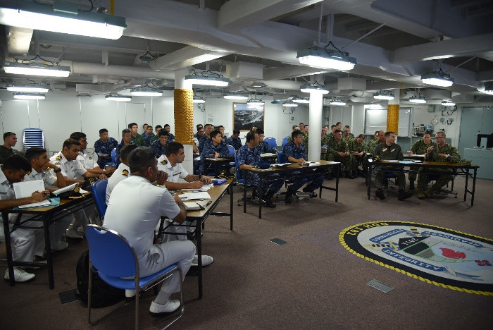 भारतीय नौसेना के जहाजों सह्याद्री, शक्ति और कामोर्ता गुआम, का अमरीका पहुंचना