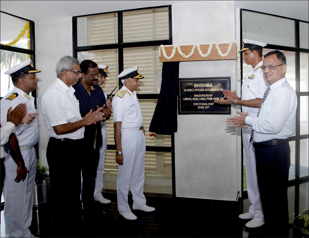 Chief of the Naval Staff visits Kochi