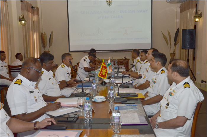 7 वीं भारतीय नौसेना - श्रीलंकाई नौसेना के स्टाफ के बीच वार्ता