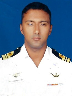 Nao Sena Medal (Gallantry) Lt Cdr Vikrant Singh (06046-R)