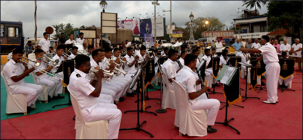 Navy Day Celebrations commence with band performance at Juhu Beach