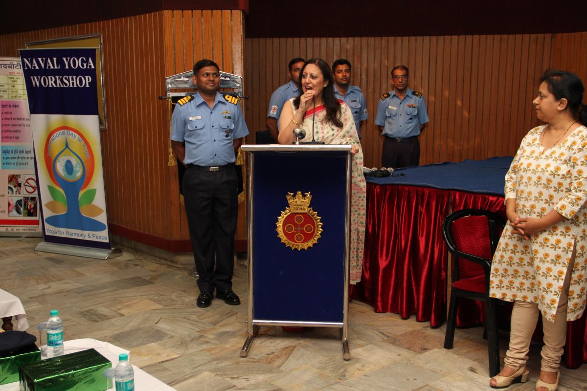 Mrs. Meenu Dhowan, President Naval Wives Welfare Association addressing participants of Workshop on Healthy Living and Benefits of Yoga
