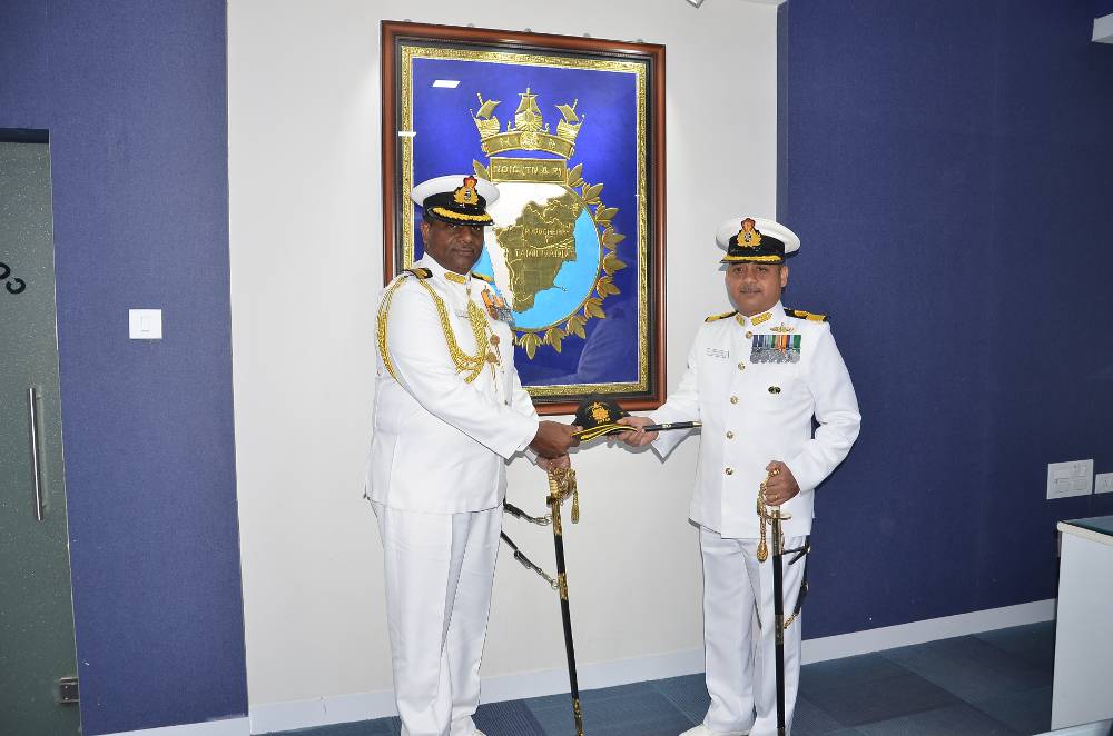 Commodore Amar K Mahadevan VSM (left) handing over the Baton & Sea Cap to Commodore Alok Bhatnagar NM (right)