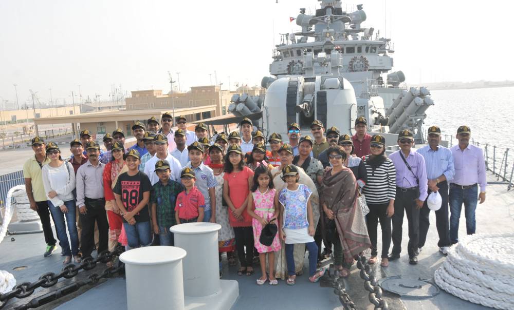 Visit by Staff and Family members of Indian Consulate at Dub