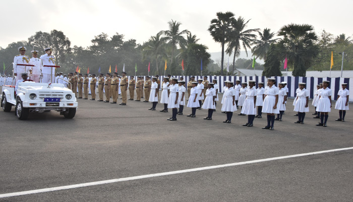 पूर्वी नौसेना कमान ने 70वें गणतंत्र दिवस का जश्न मनाया