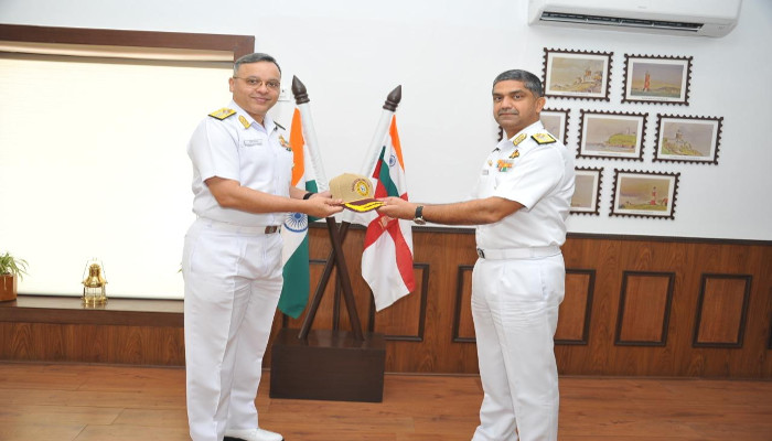 Rear Admiral Rajesh Pendharkar Assumes Charge as Flag Officer Commanding Maharashtra Naval Area