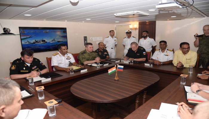 भारत-रूस त्रि-सेवा अभ्यास इंद्र 2019 के नौसेना चरण के लिए फोर्स के कमांडरों ने जारी किया संयुक्त प्रेस वक्तव्य
