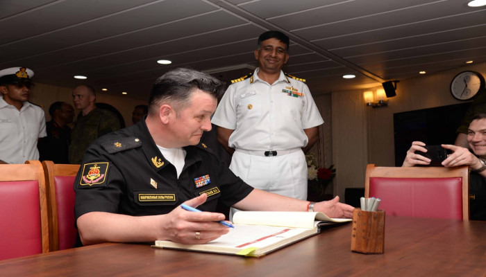 भारत-रूस त्रि-सेवा अभ्यास इंद्र 2019 के नौसेना चरण के लिए फोर्स के कमांडरों ने जारी किया संयुक्त प्रेस वक्तव्य