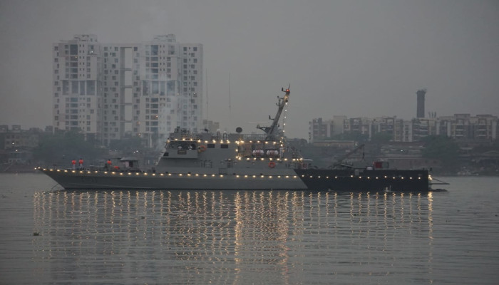 Swarnim Vijay Varsh 2021 Naval Operational Demo on The Hooghly River ‘Samudri Virasat Pradarshan'