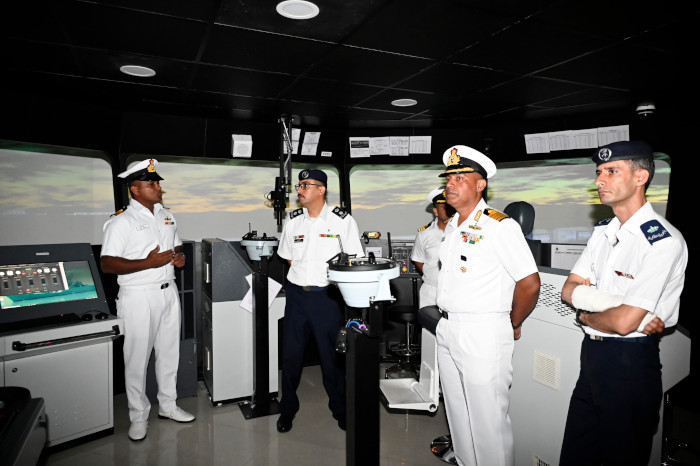 जॉर्डन सशस्त्र बलों प्रशिक्षण प्रतिनिधिमंडल की दक्षिणी नौसेना कमान और आई.एन.ए. की पहली यात्रा