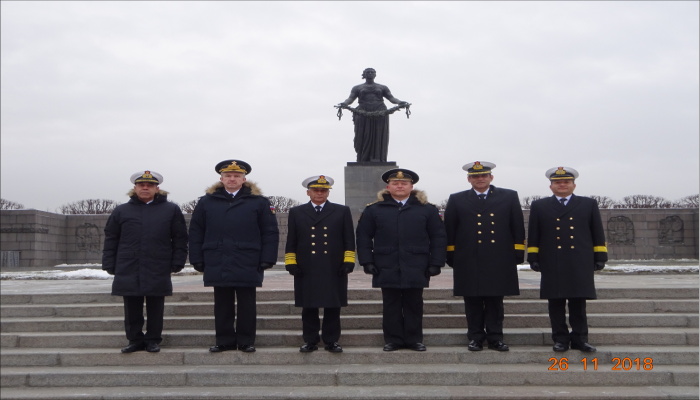 Admiral Sunil Lanba, Chief of the Naval Staff on a Visit to Russia