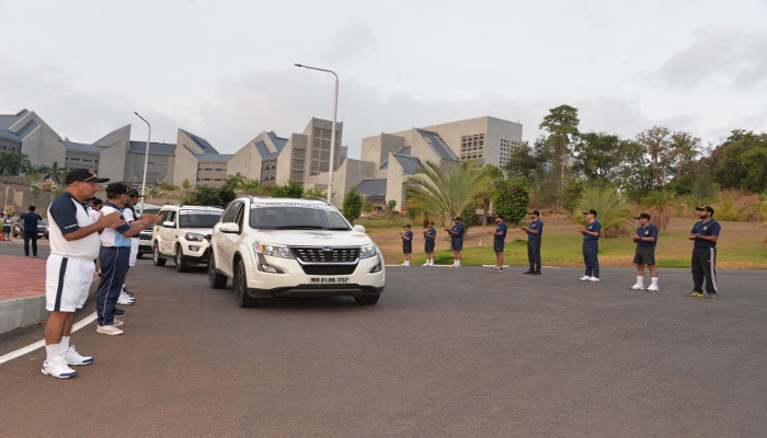 Motor Car Expedition to Commemorate Platinum Jubilee Year of INS Shivaji, Reaches Indian Naval Academy, Ezhimala