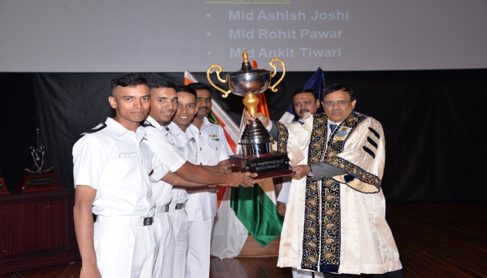 भारतीय नौसेना अकादमी, एज़्हिमाला में दीक्षांत समारोह का आयोजन