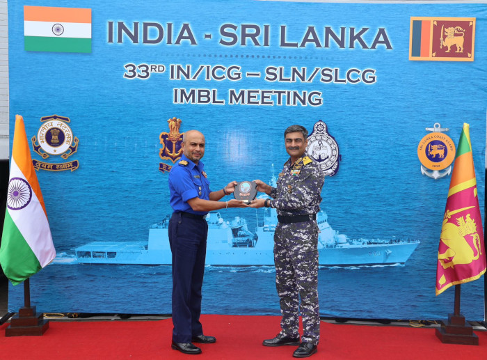 भारतीय नौसेना और श्रीलंकाई नौसेना के बीच समुद्री सुरक्षा बैठक