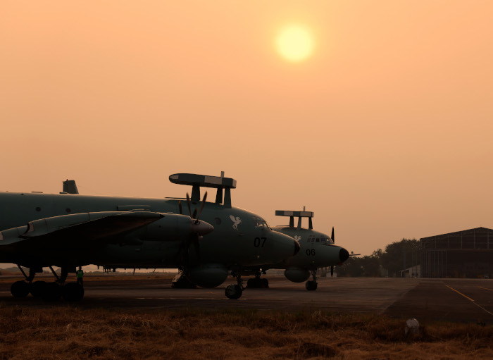 भारतीय नौसेना ने आई.एल. 38 एस.डी. लंबी दूरी के समुद्री गश्ती विमान को विदाई दी