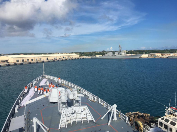 भारतीय नौसेना के जहाज शिवालिक और कदमत्त बहुपक्षीय समुद्री अभ्यास मालाबार में भाग लेने के लिए गुआम पहुंचे
