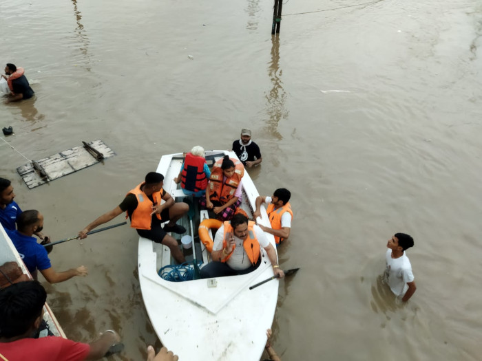 Flood Relief Operations at Gujarat by Indian Navy