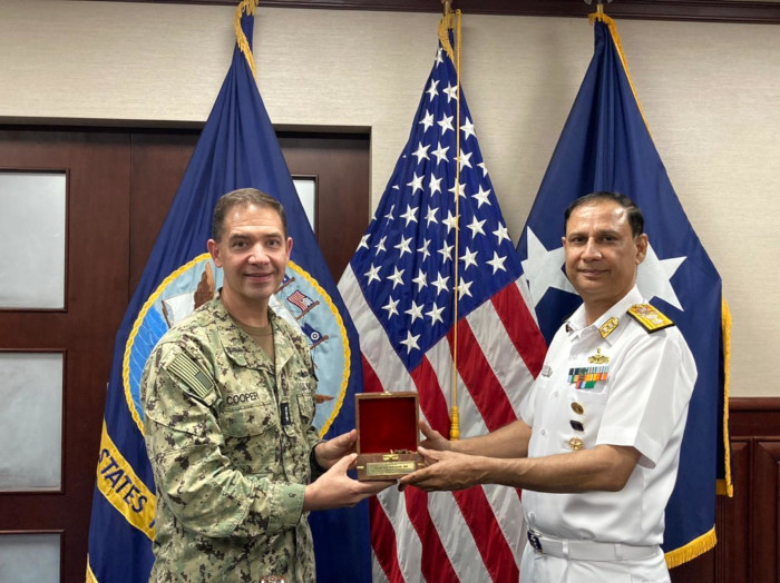 FOCWF calls on US Fleet Commander at Bahrain