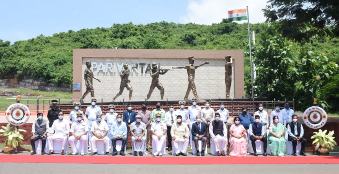 23 अगस्त 2021 को भा नौ पो चिल्का पर स्थायी समिति का रक्षा यात्रा दौरा