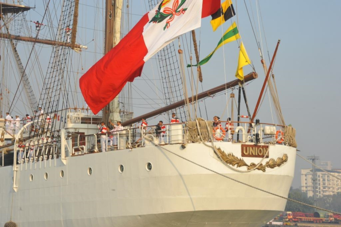 पेरूवियन सेल प्रशिक्षण जहाज बी.ए.पी. यूनियन का मुंबई दौरा