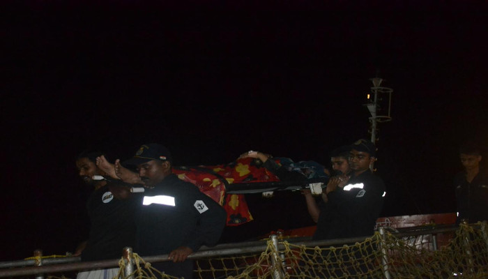लोनावला में असैन्य नागरिक पोत की मदद लेकर दक्षिणी नौसेना कमान द्वारा मेडिकल निकासी उपलब्ध करवाई गई