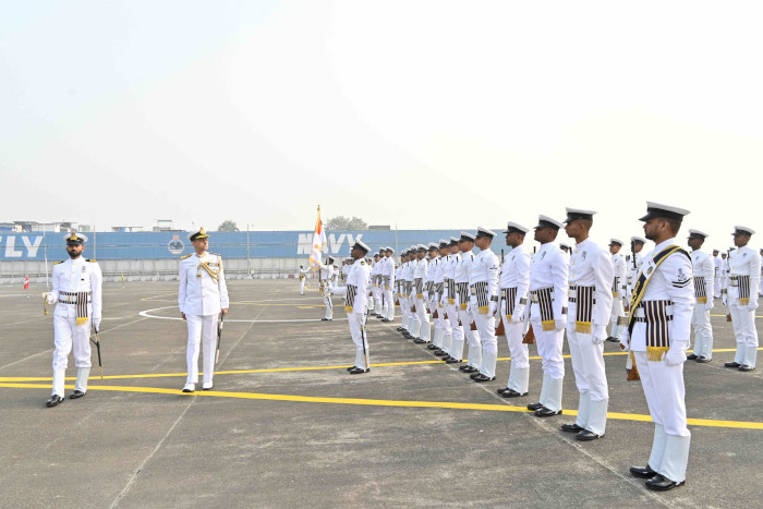 Vice Admiral Sanjay J Singh takes over as Flag Officer Commanding-In-Chief, Western Naval Command