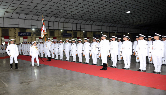 दक्षिणी नौसेना कमान ने मनाए स्वतंत्रता के 72 वर्ष