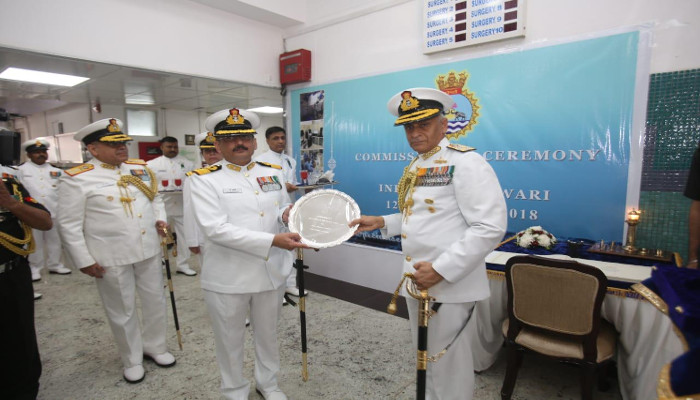 नौसेनाध्यक्ष द्वारा इंडियन नेवल डेंटल सेंटर दंतेश्वरी को कमीशन किया गया