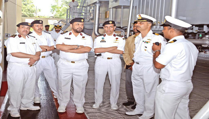 कमांडर कतर एमिरी नेवल फोर्सेस का दक्षिणी नौसेना कमान दौरा