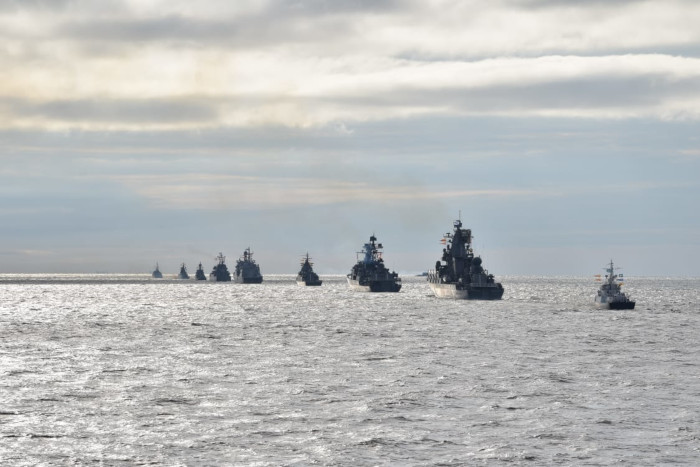 भा नौ पो तबर ने रूसी नौसेना के नौसेना दिवस समारोह में भाग लिया
