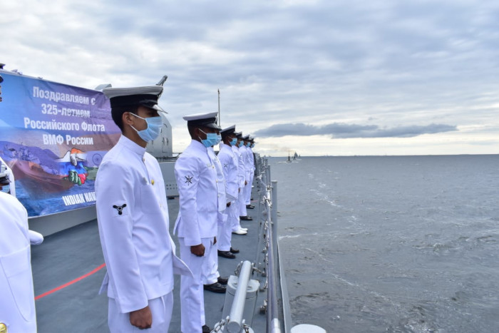 भा नौ पो तबर ने रूसी नौसेना के नौसेना दिवस समारोह में भाग लिया