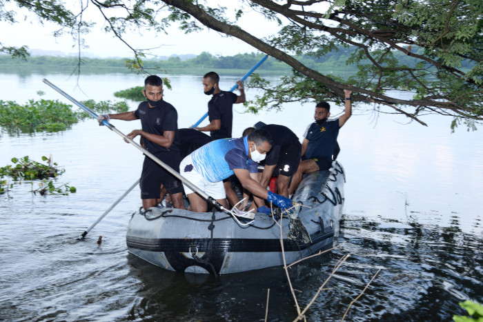 अंतर्राष्ट्रीय तटीय सफाई दिवस पर भारतीय नौसेना का तटीय सफाई अभियान