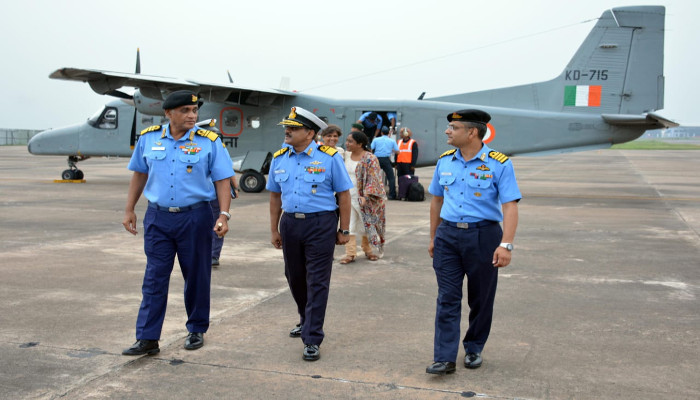 Vice Admiral Bimal Verma, CINCAN on a Farewell Visit to Eastern Naval Command