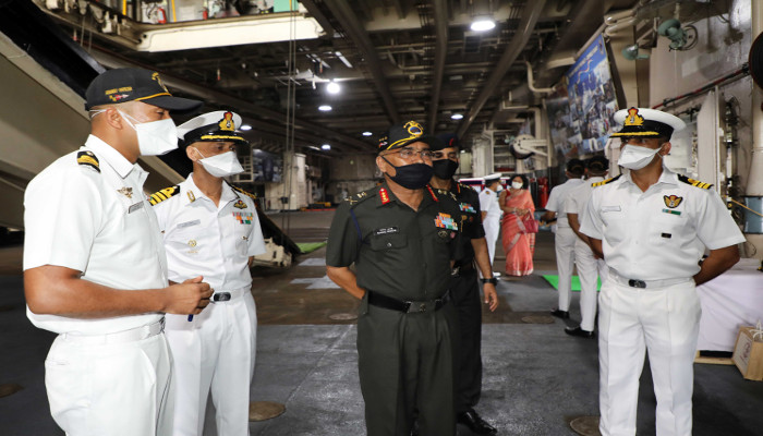 Lieutenant General Manoj Pande CINCAN Visits Eastern Naval Command
