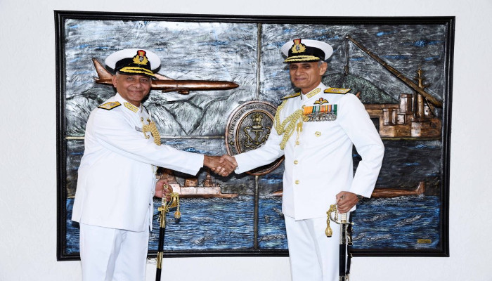 वाइस एडमिरल अतुल कुमार जैन ने पूर्वी नौसेना कमान के फ्लैग ऑफिसर कमांडिंग-इन-चीफ का पदभार संभाला