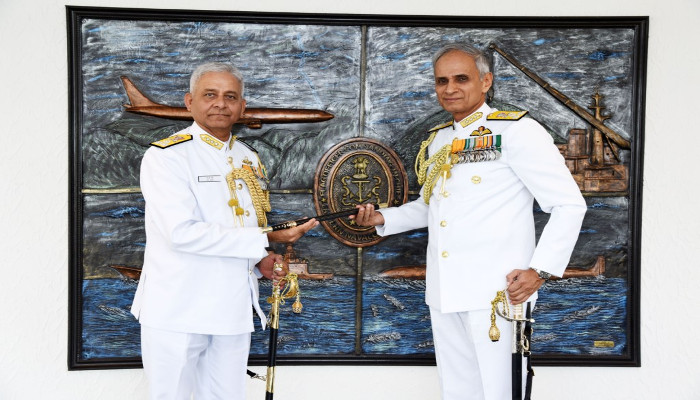 Vice Admiral Atul Kumar Jain Assumes Charge as  the Flag Officer Commanding-in-Chief, Eastern Naval Command