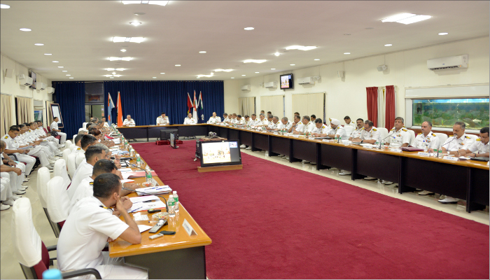 नौसेना बेस, कोच्चि में प्रशिक्षण सम्मेलन और प्रशिक्षण बैठक का आयोजन