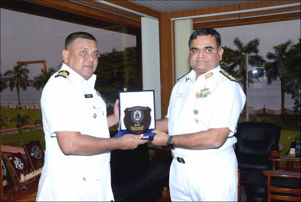Sri Lankan Naval Ships visit Kochi