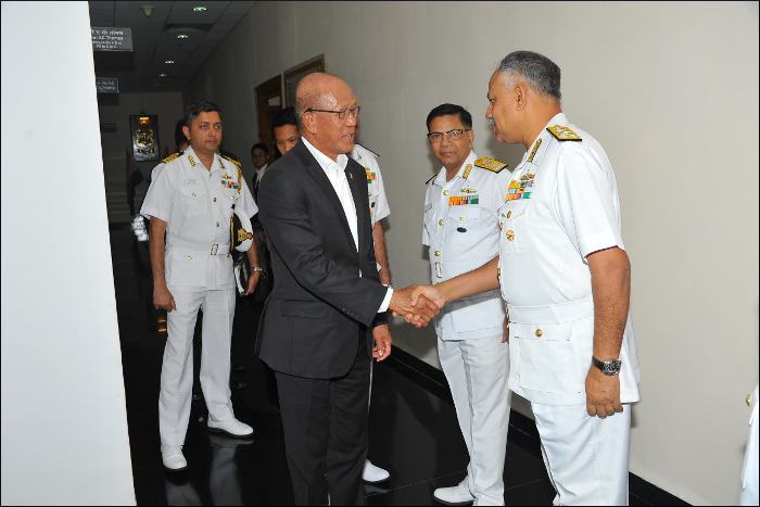Secretary National Defence (SND) of the Philippines Visits Mumbai